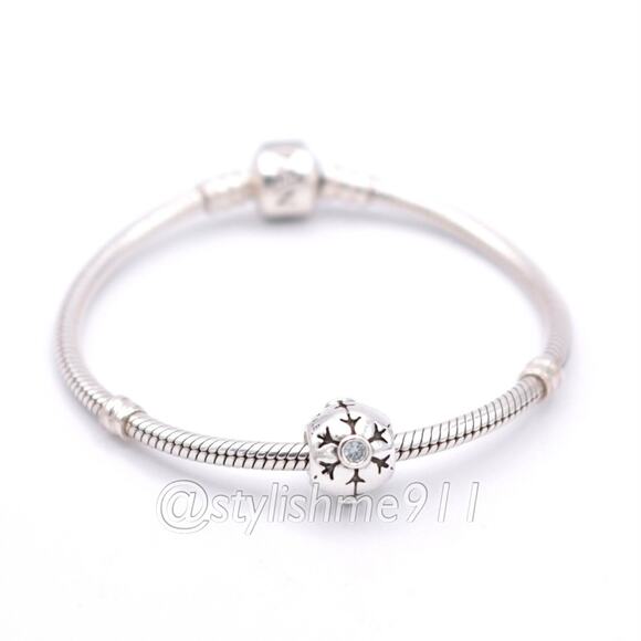 Authentic PANDORA Snowflake Charm - 790367CZA - Picture 5 of 10